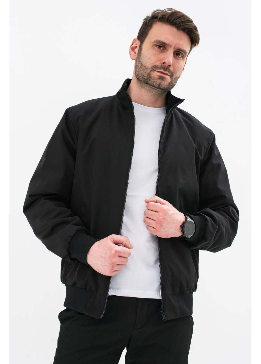 Чорна демісезонна чоловіча куртка Sun's House