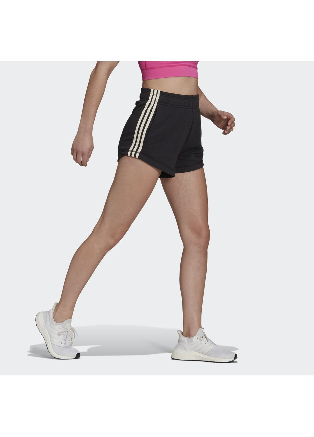 Спортивні шорти adidas (360916456)