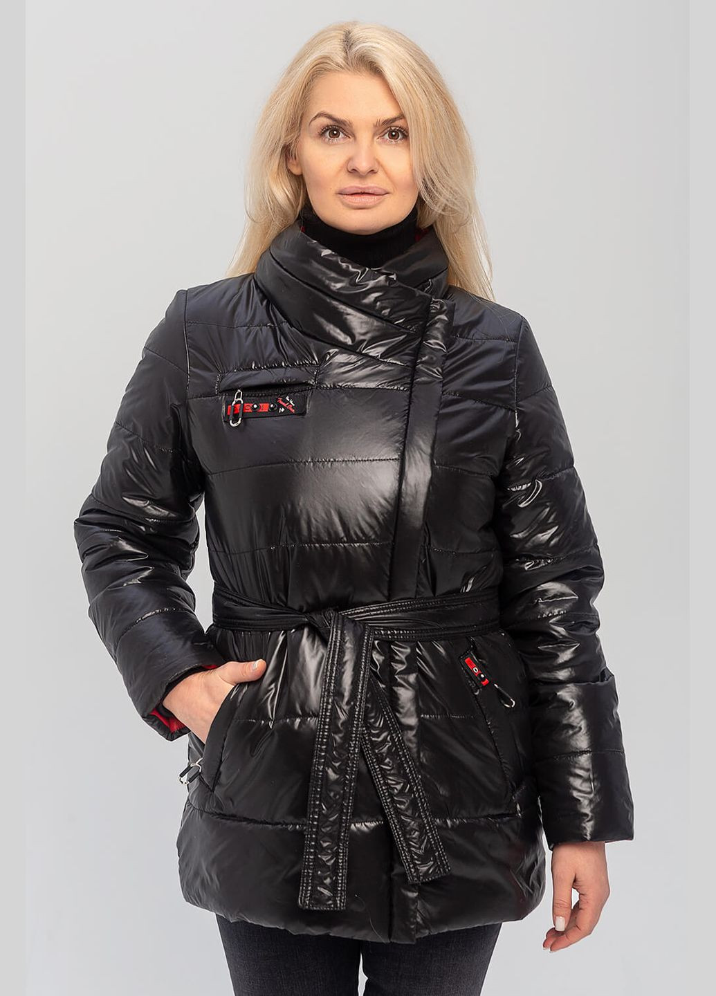 Чорна демісезонна куртка "мартіна" з поясом MioRichi