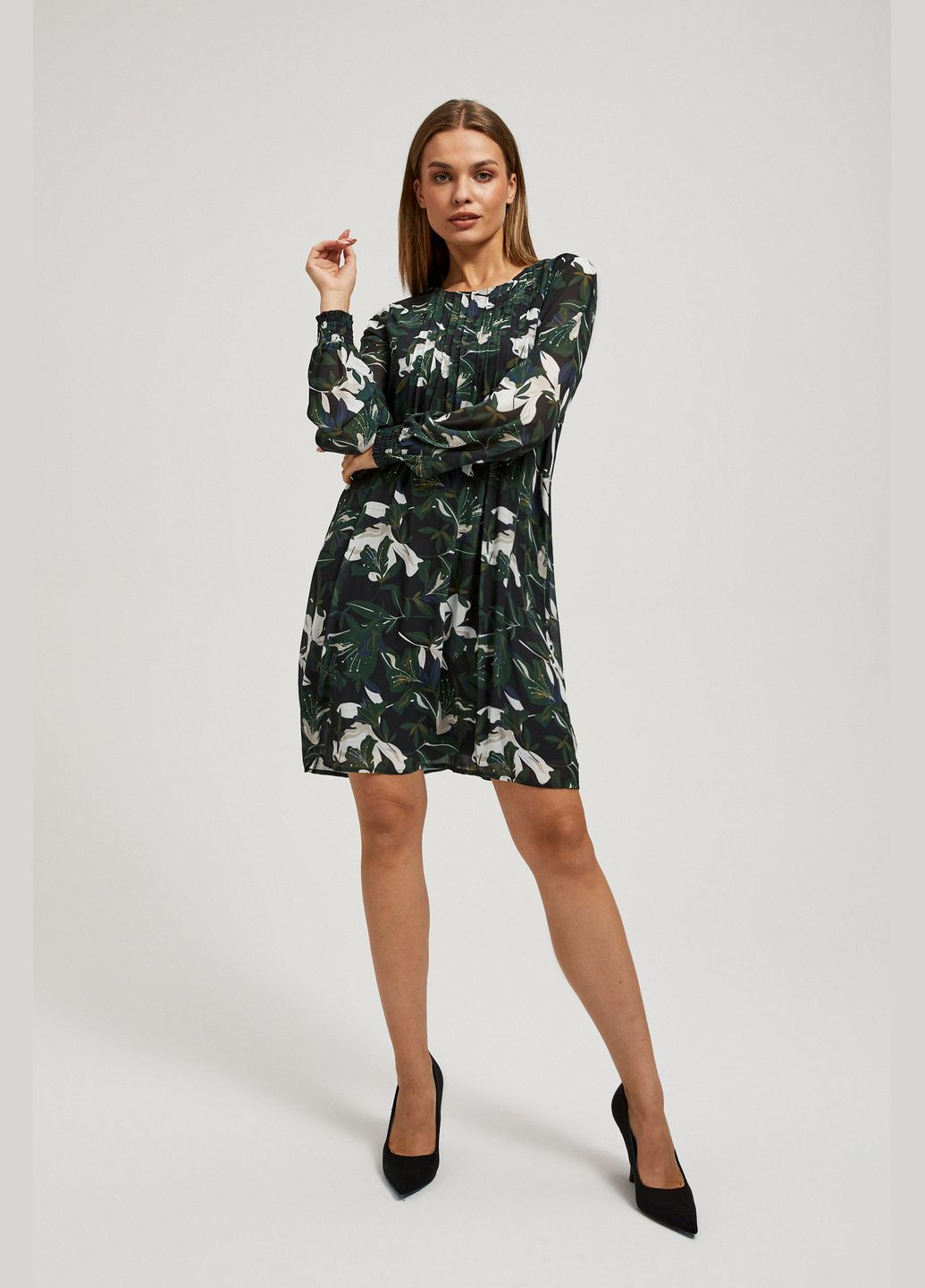 Зеленое платье Moodo