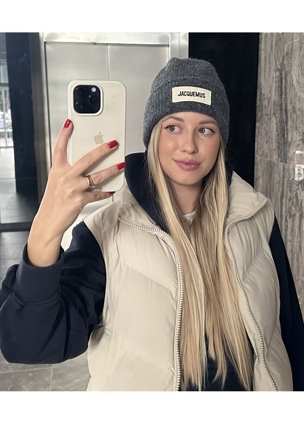 Женская шапка с логотипом Jacquemus Le Papier Beanie Размер 56см Графитовый No Brand (364845959)