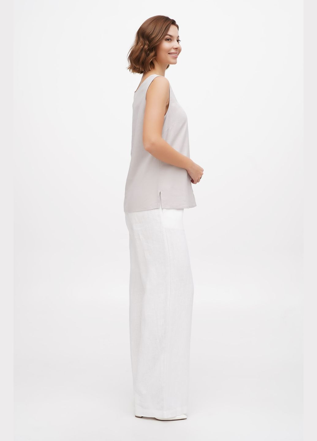 Серая женская блуза из тонкого полульна без рукавов однотонная без вышивки норма. черный, р.44, код 9425/44/147 ГАЛЕРЕЯ ЛЬОНУ