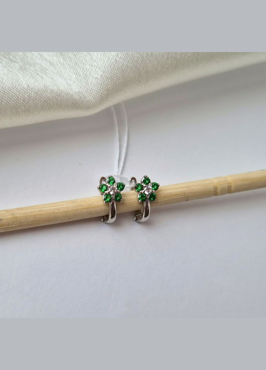 Серебряные детские серьги Цветок с Зелеными Камнями Серебро 925 пробы Родированное 82595з 1.01г No Brand (339679725)
