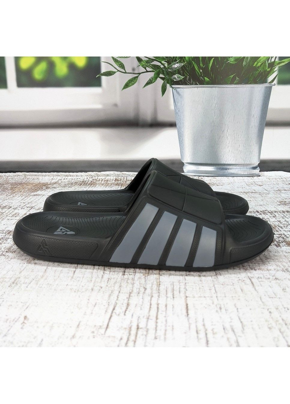 Шльопанці чоловічі сланці пінкові Gipanis (333802045)