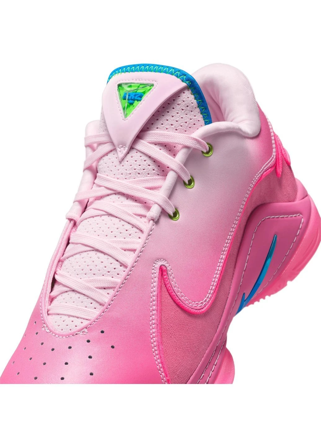 Бежевые кроссовки  lebron xxii sn Nike
