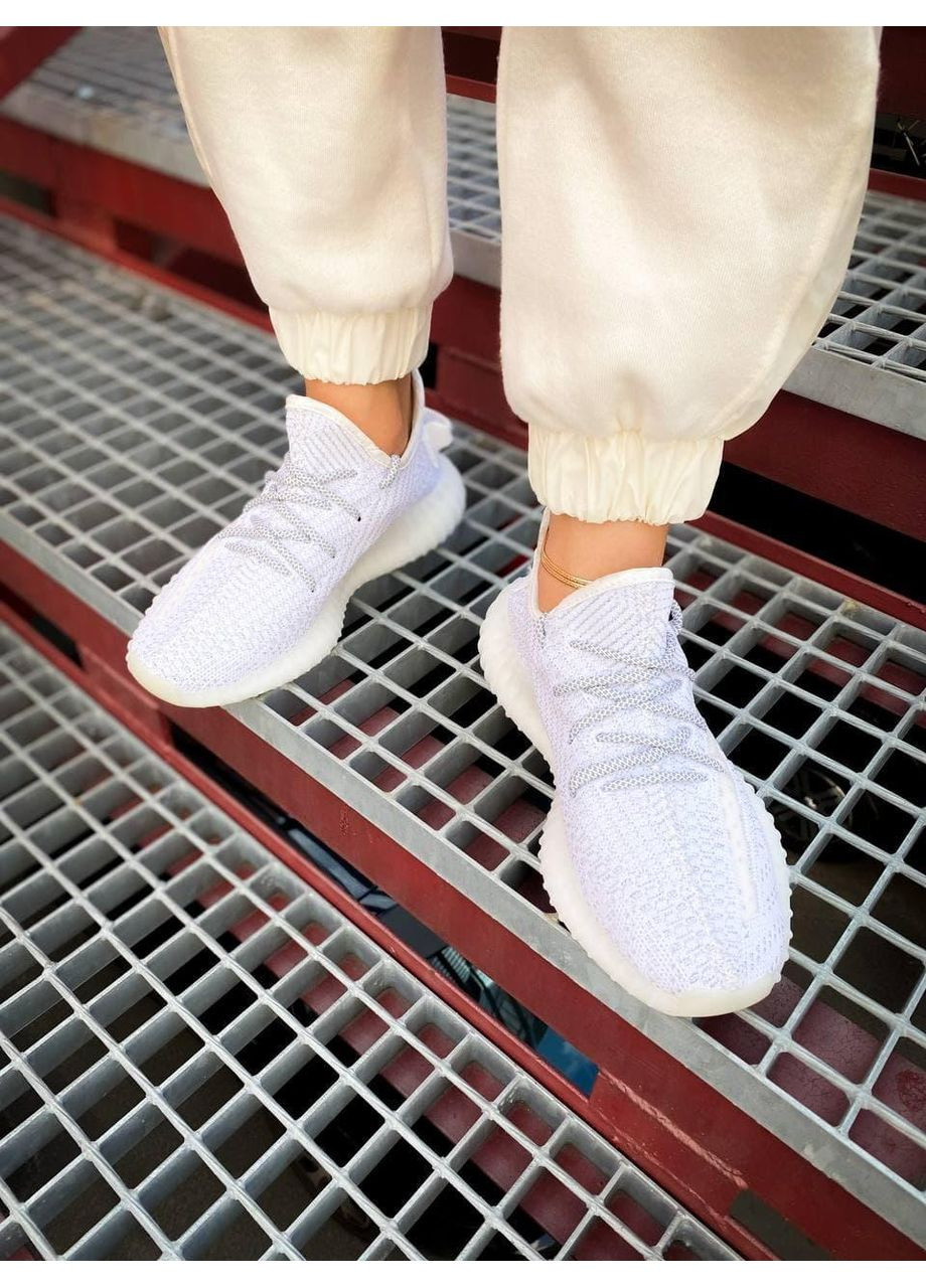 Серые демисезонные кроссовки мужские adidas yeezy boost 350 v2 static non-reflective адидас изи буст No Brand