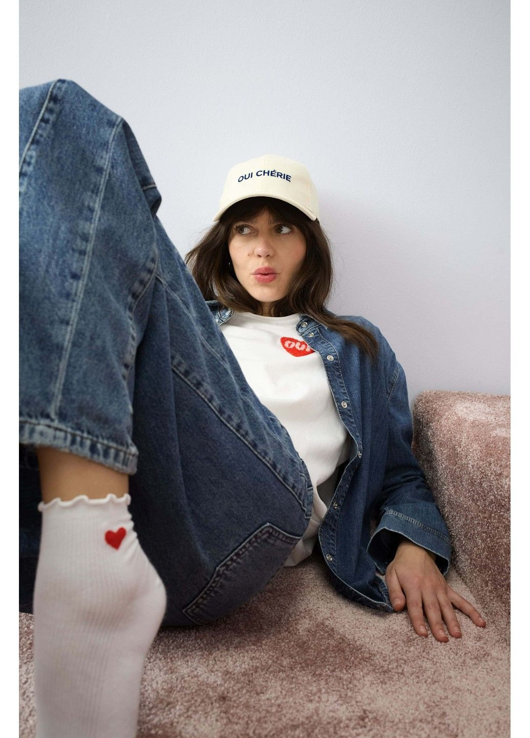 Жіноча футболка Біла Oui - (372255159)