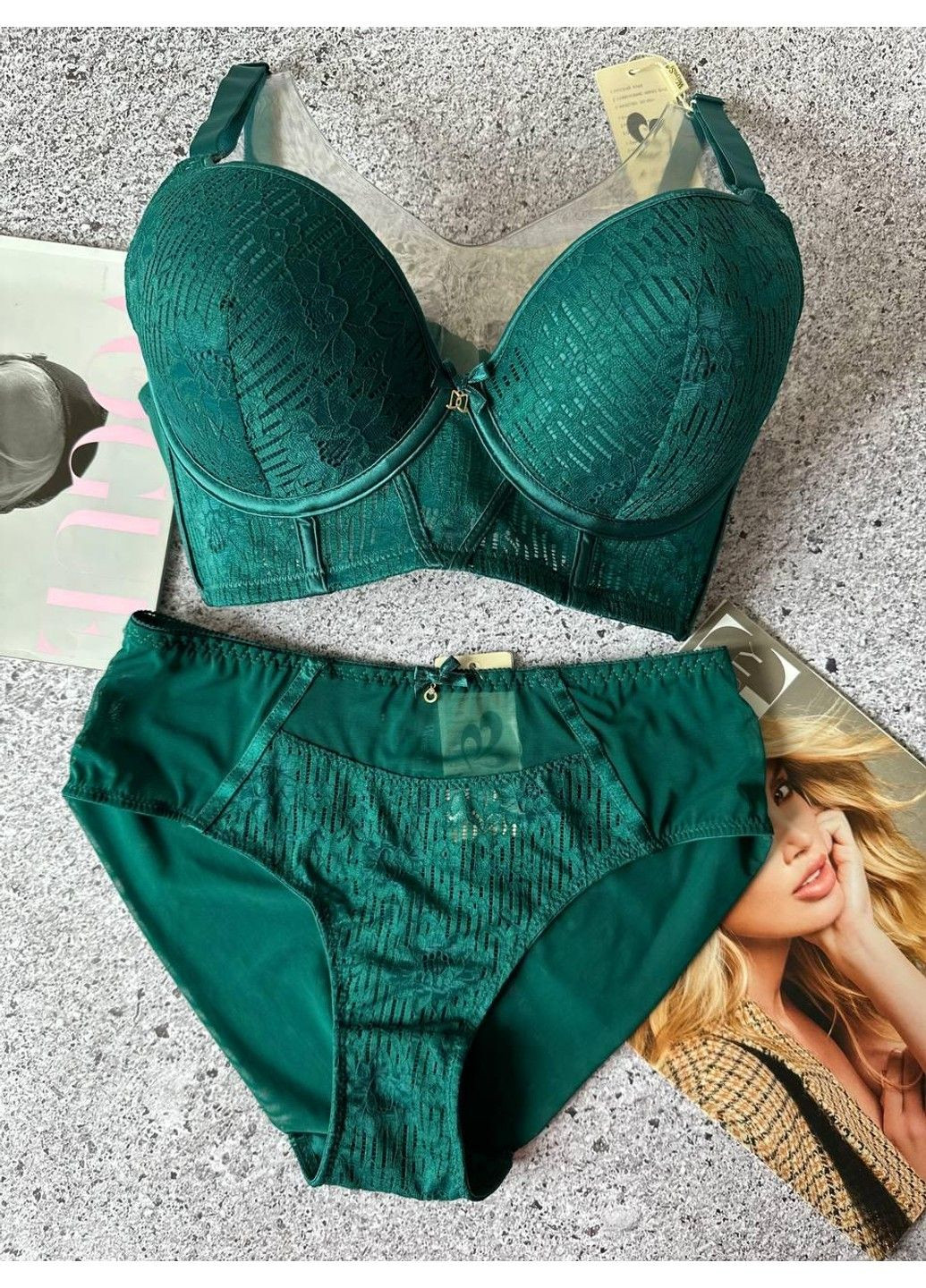 Изумрудный комплект женского нижнего белья d бюст с трусиками слипы изумрудный Weiyesi