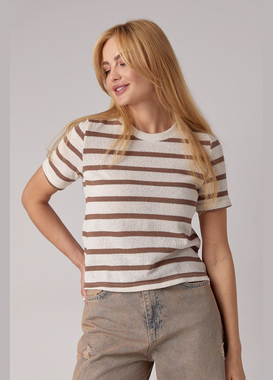 Кофейная летняя женская вязаная футболка в полоску Lurex