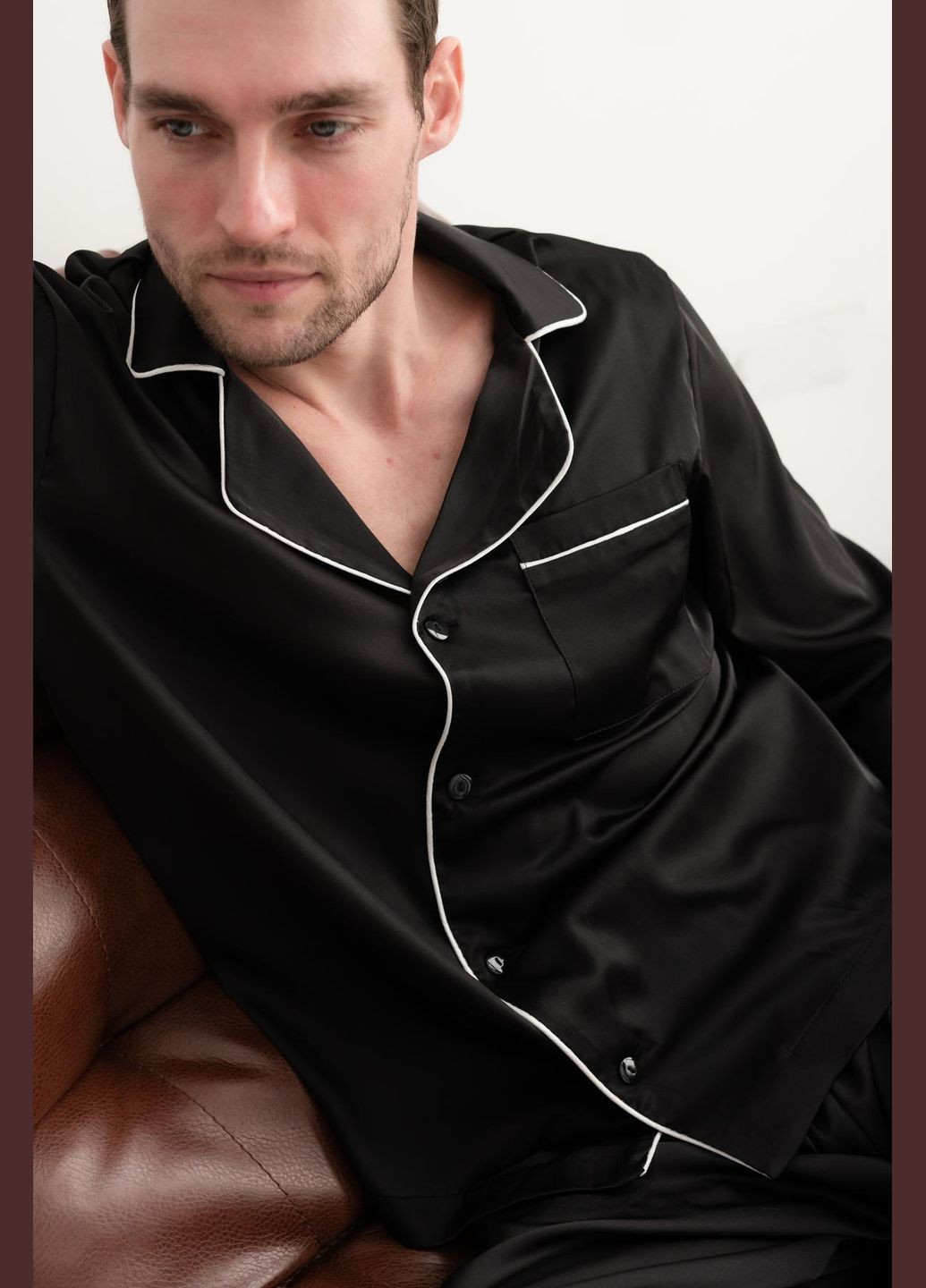 Мужская пижама Volcano из шелка черная с белым кантом Cosy (291457312)