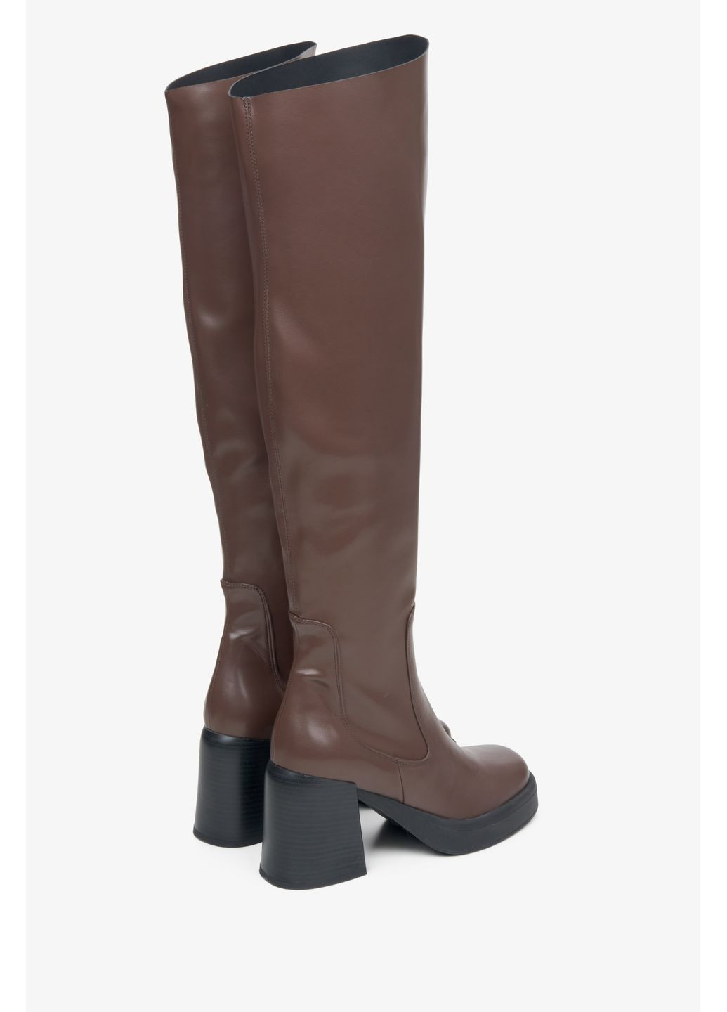 Коричневые осенние ботфорты, цвет коричневый Estro
