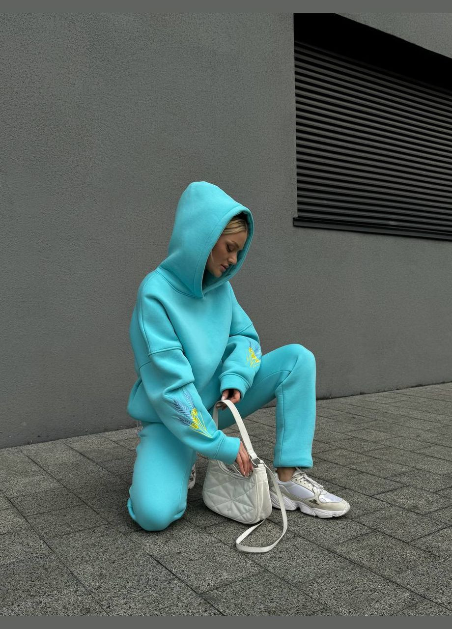 Стильный костюм Liton (304427350)