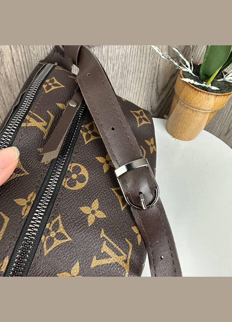 Женская сумка на грудь из экокожи с мягким ремешком малый коричневый (sku_1304) No Brand (330576918)