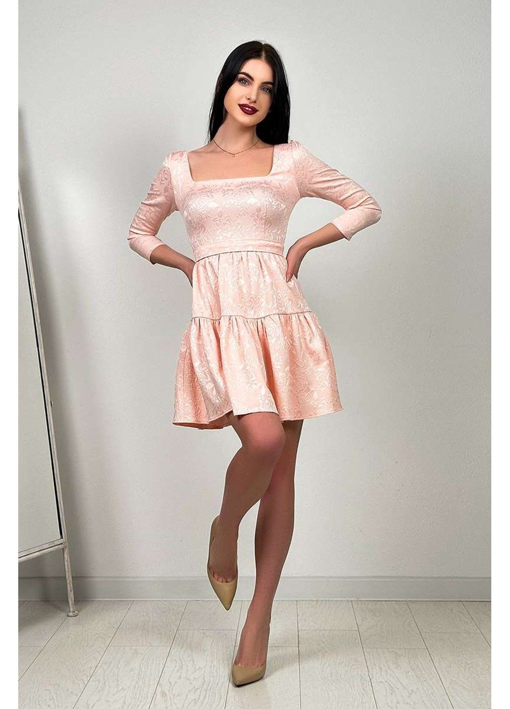 Персикова сукня жаккард 3d весна 24018 персикова Tanita-Romario