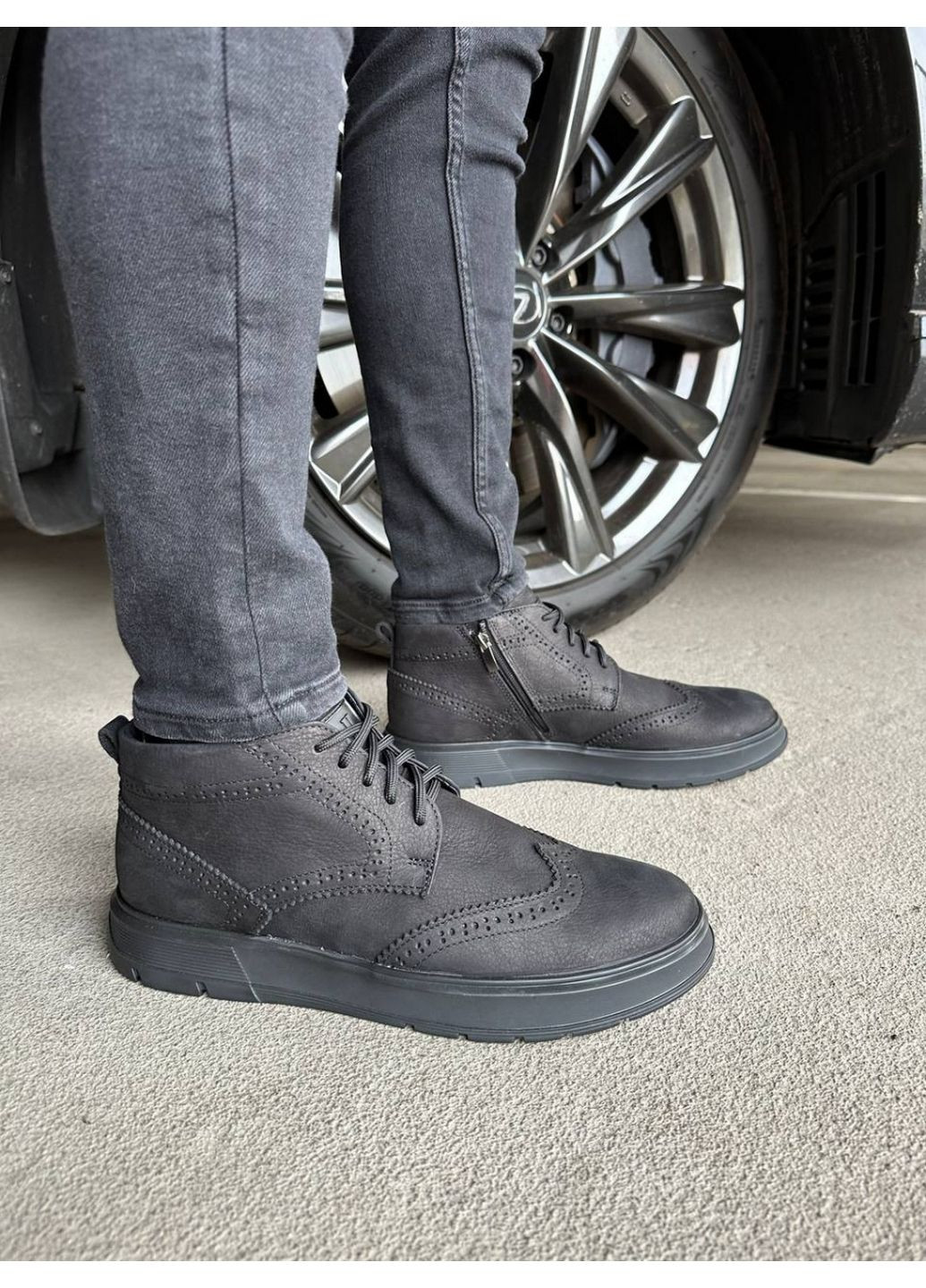 Черные осенние мужские ботинки из нубука VZUTIK