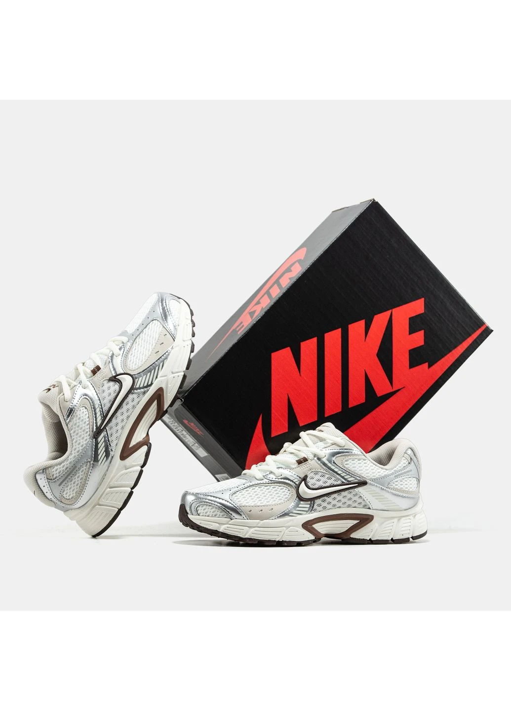 Білі кросівки чоловічі і жіночі nike v5 rnr white silver brown | найк в5 рнр білі демісезон No Brand