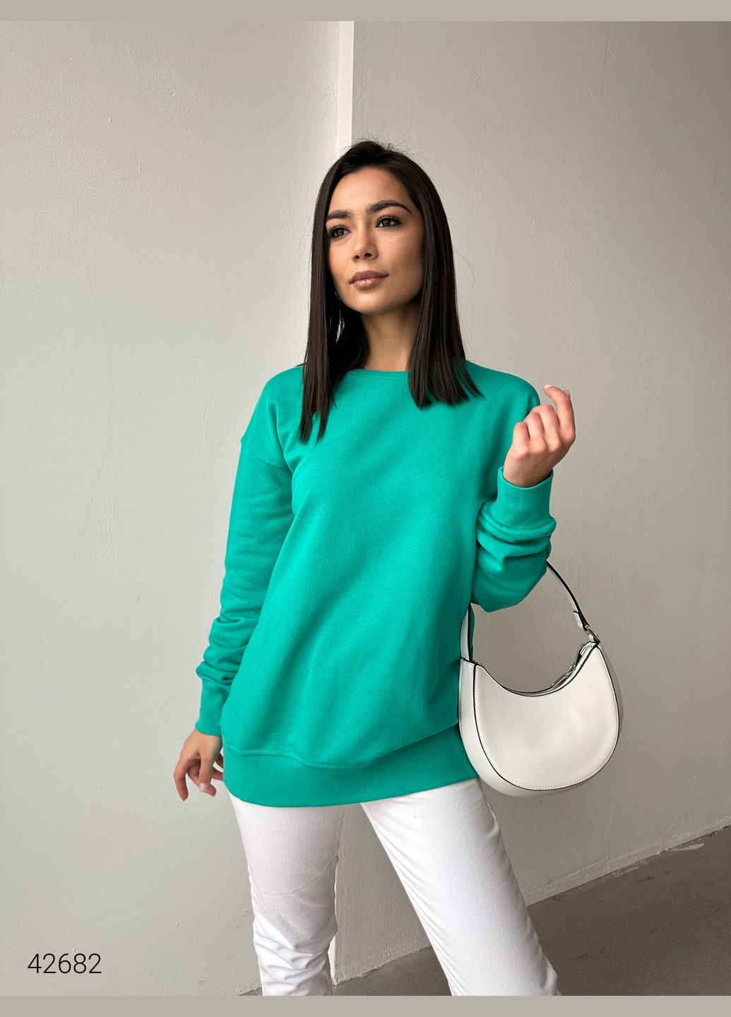 Зелений світшот жіночий оверсайз Liton однотонний без декору (303775542)