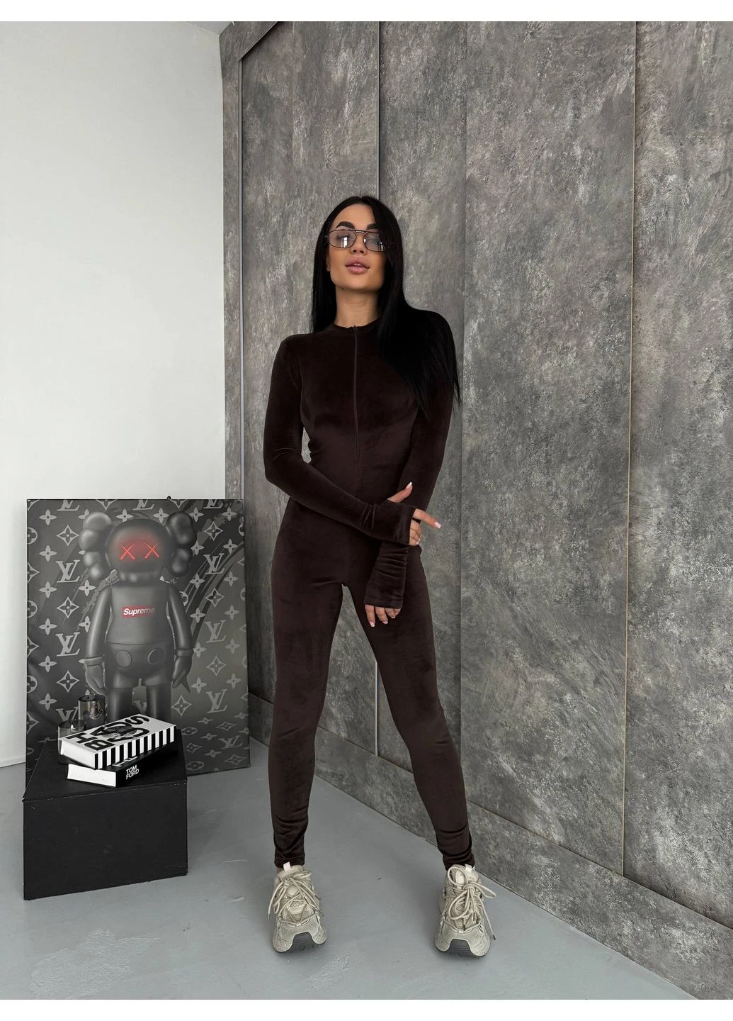 Велюровий комбінезон однотонний Fashion коричневий