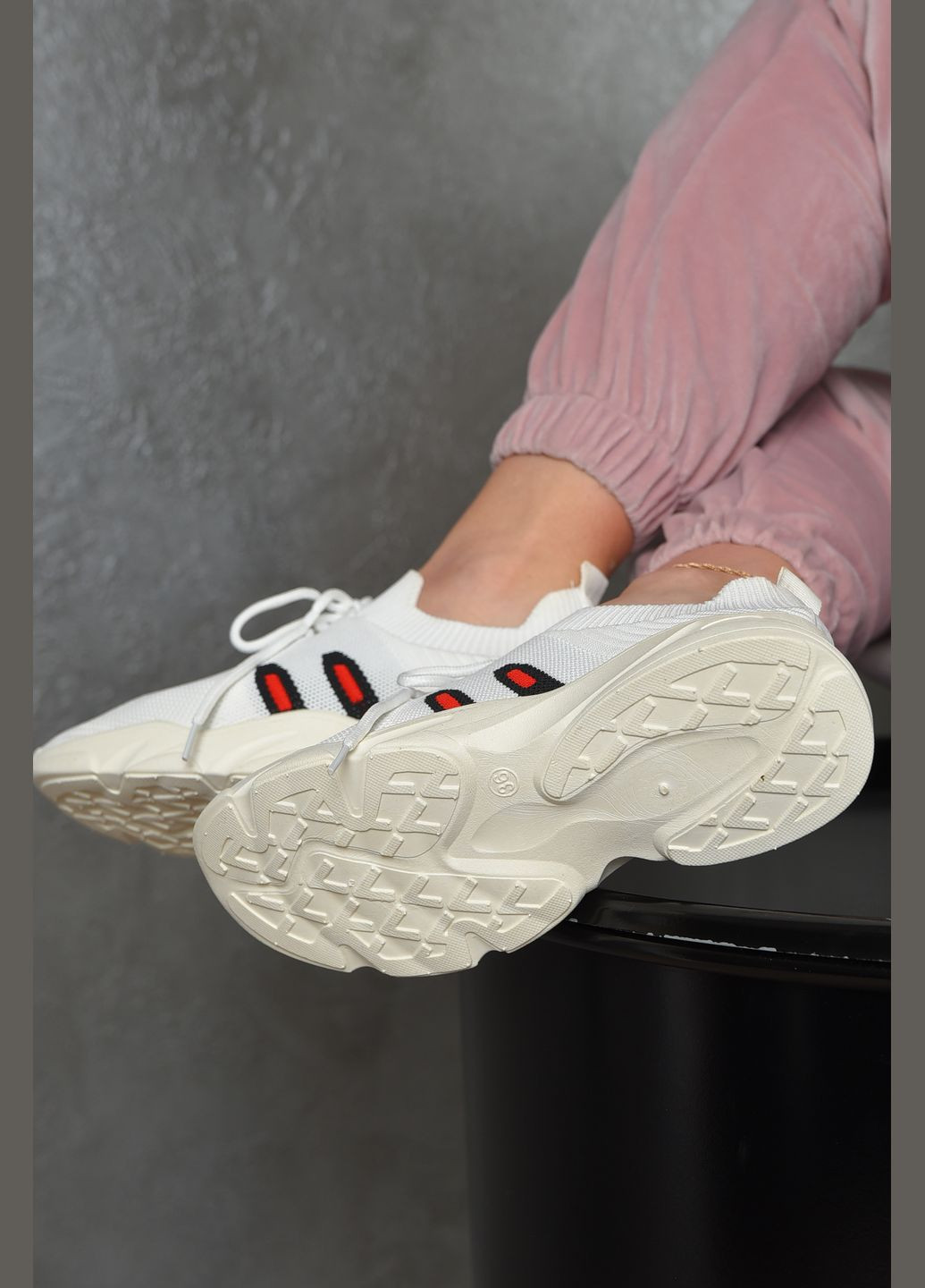 Білі осінні кросівки жіночі білого кольору текстиль Let's Shop