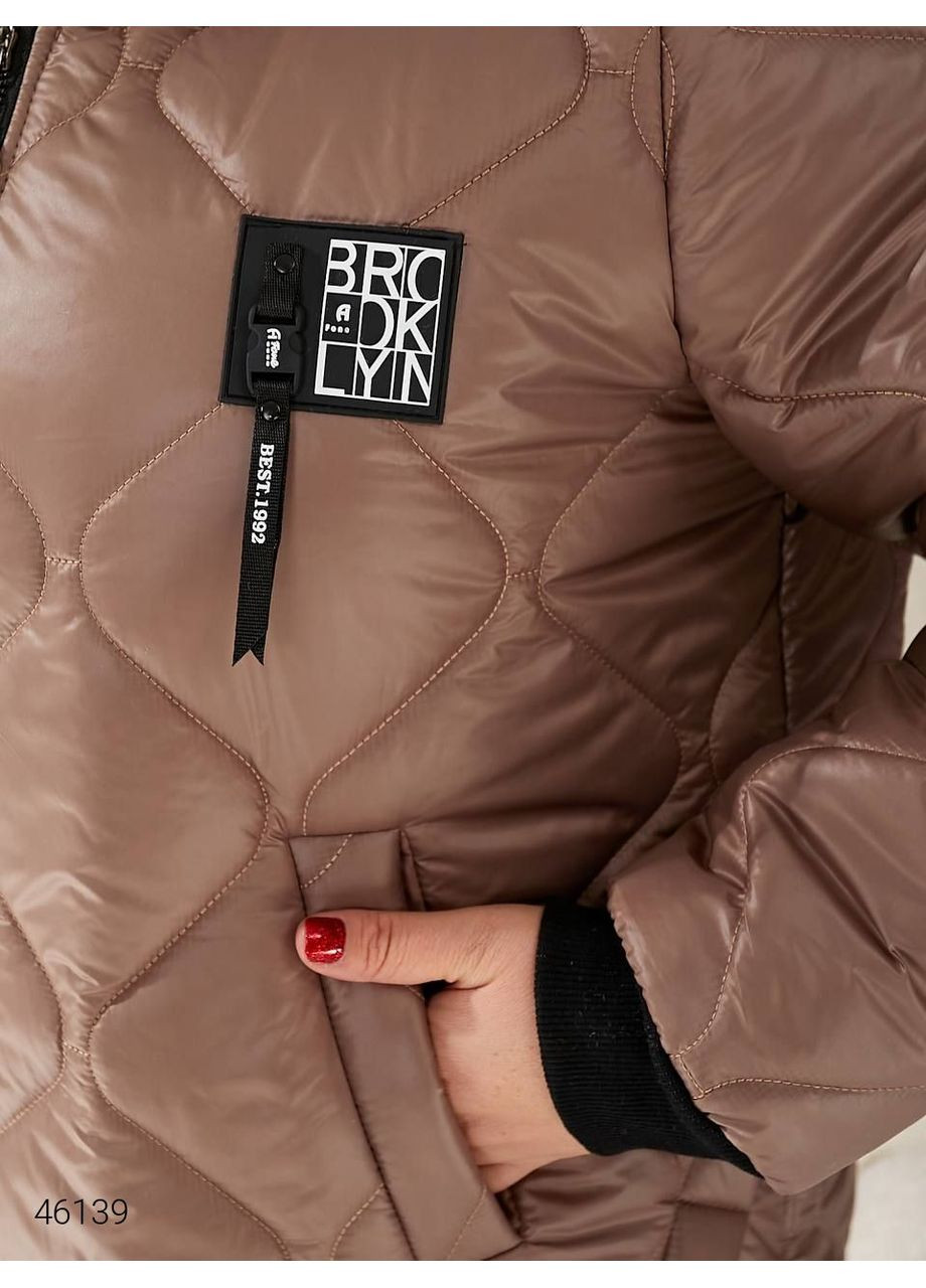 Коричневе зимнє Пальто жіноче стьобане Byron