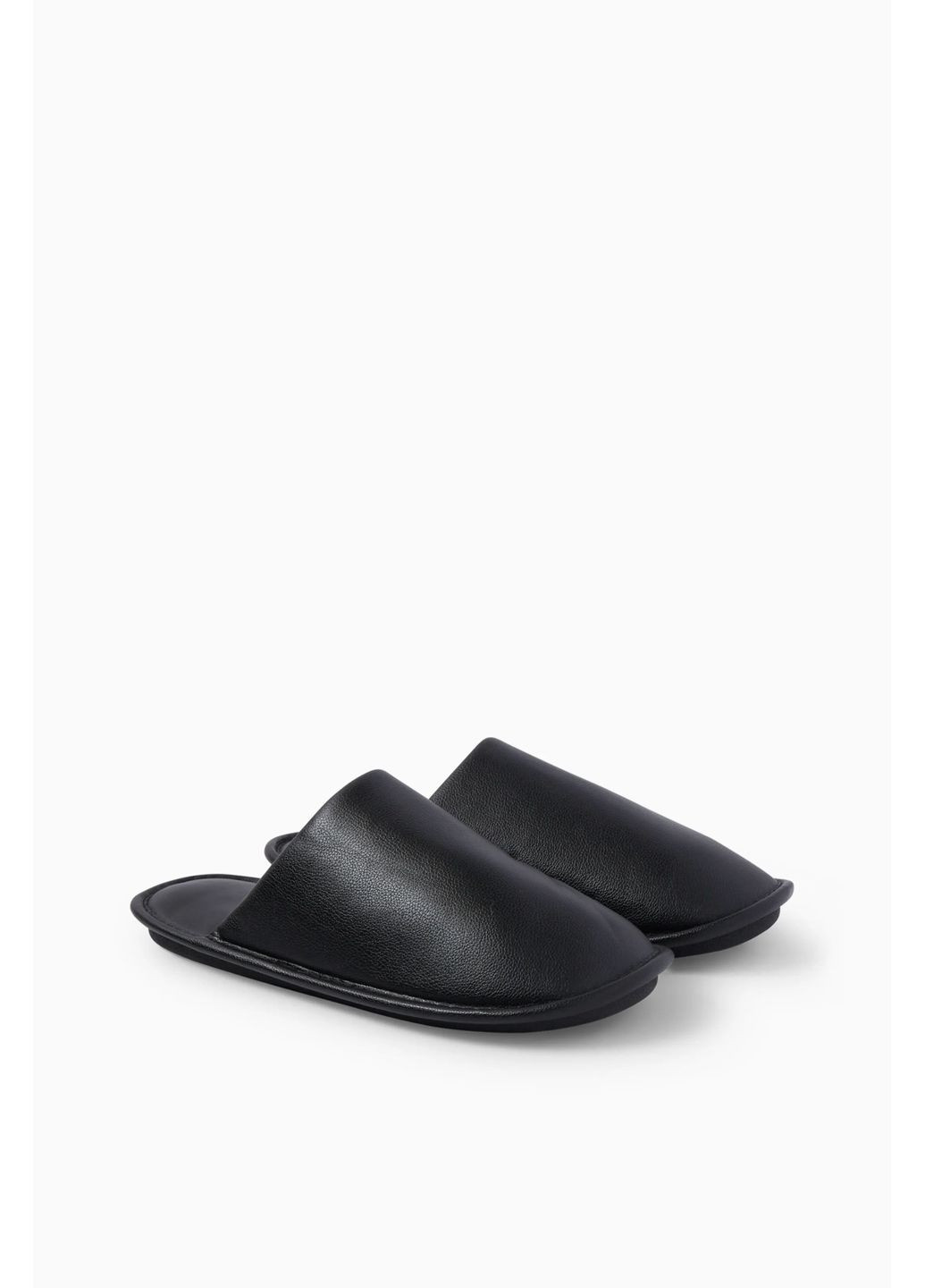 Тапочки з еко шкіри C&A (365716422)