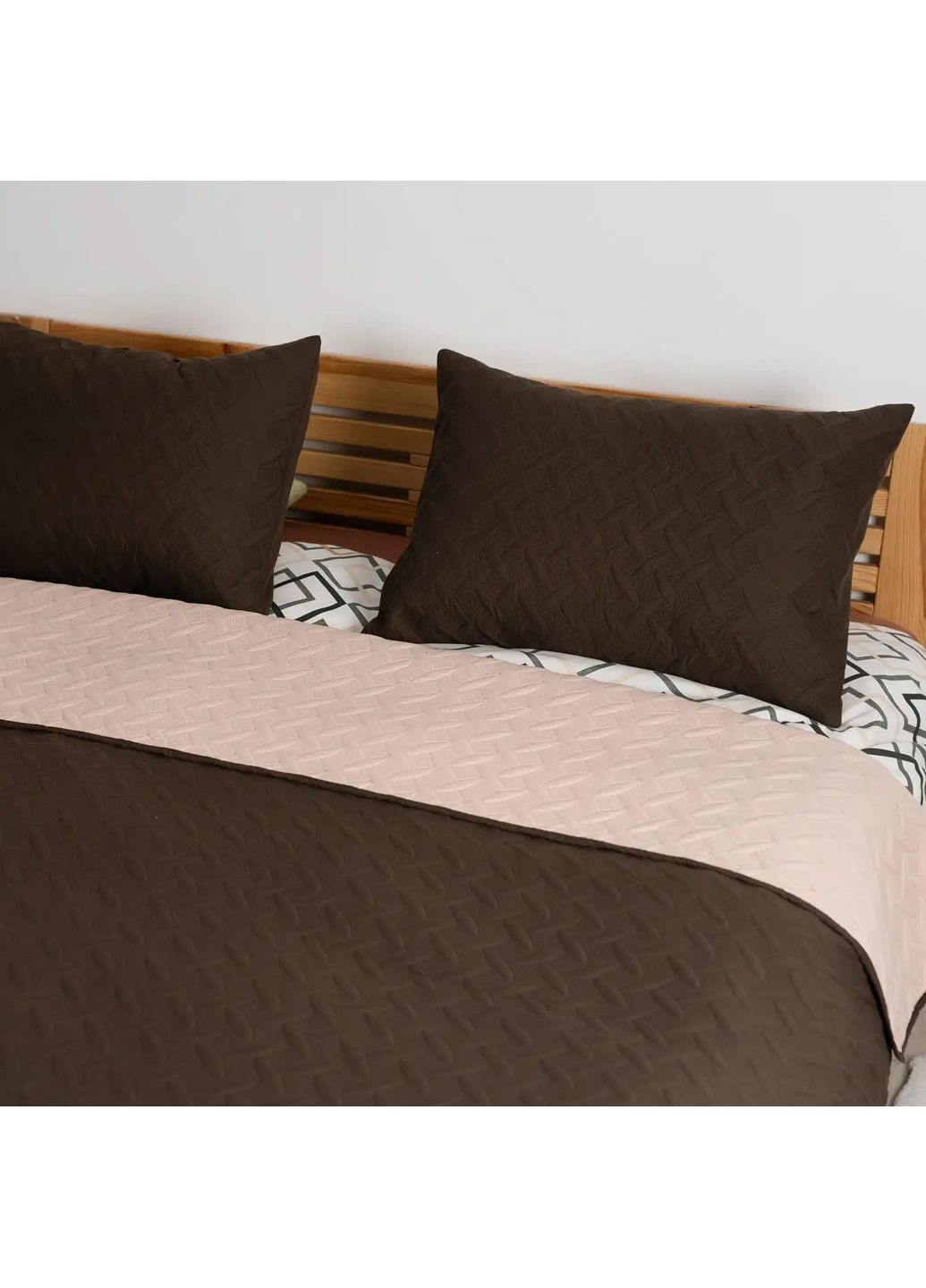 Евро покрывало 220*240 см с наволочками 50*70 см, двустороннее Коричневое (23890220240) ТЕП (365851960)