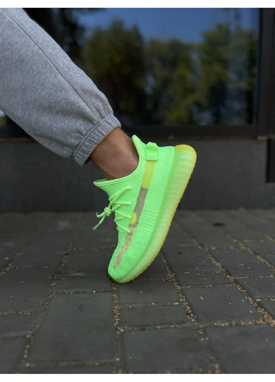 Черные летние кроссовки adidas yeezy boost 350 v2 glow in dark адидас изи буст No Brand