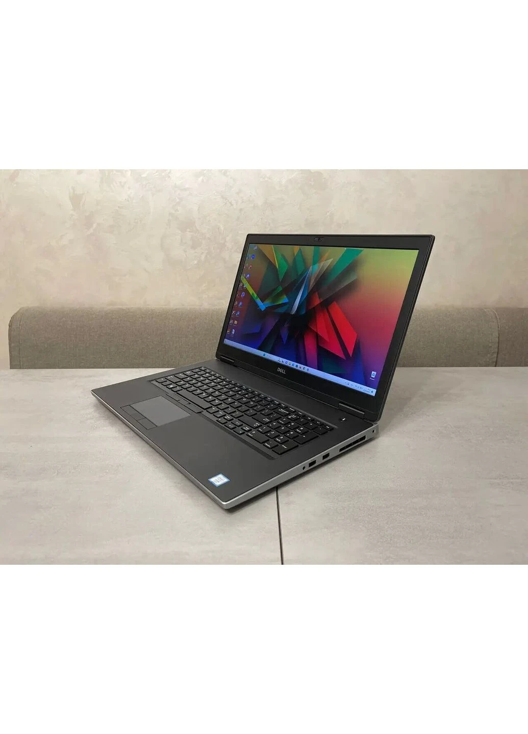 Мобільна робоча станція Precision 7740 / 17.3" (1920x1080) IPS / Intel Xeon E-2276M (6 (12) ядер по 2.8 - 4.7 GHz) / 32 GB DDR4 Dell (398146874)