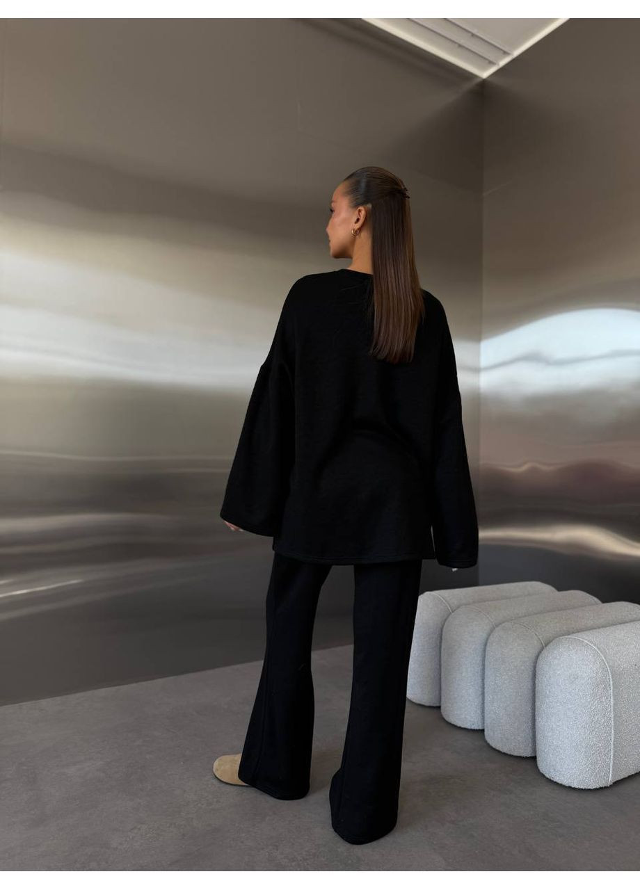 Жіночий костюм у мінімалістичному стилі No Brand (366431387)