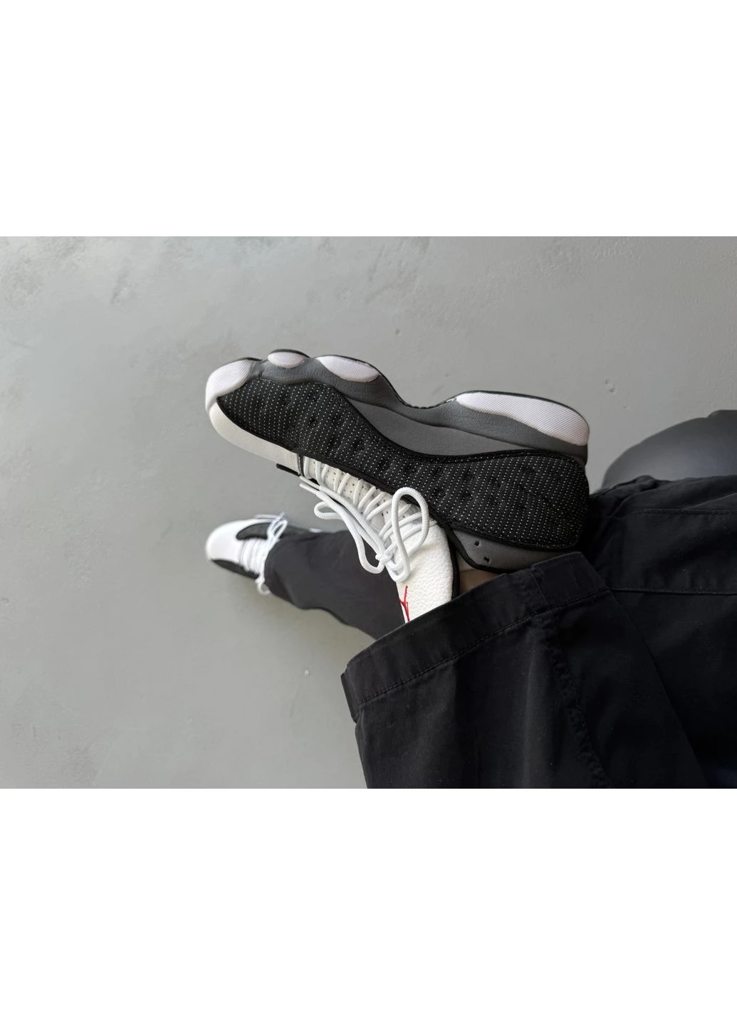 Черно-белые демисезонные кроссовки мужские и женские nike air jordan 13 retro black flint | найк аир джордан 13 ретро черно-белые No Brand