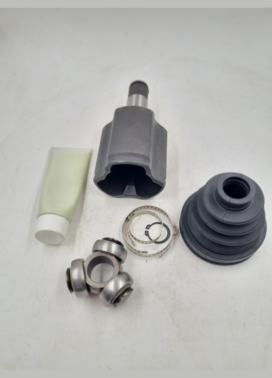 Шрус полуоси внутренний левый Q131-1488 Аутлендер XL/III 2.0/2.4 4WD 2006–2013 OEM 3815A137 Q-FIX (345739207)