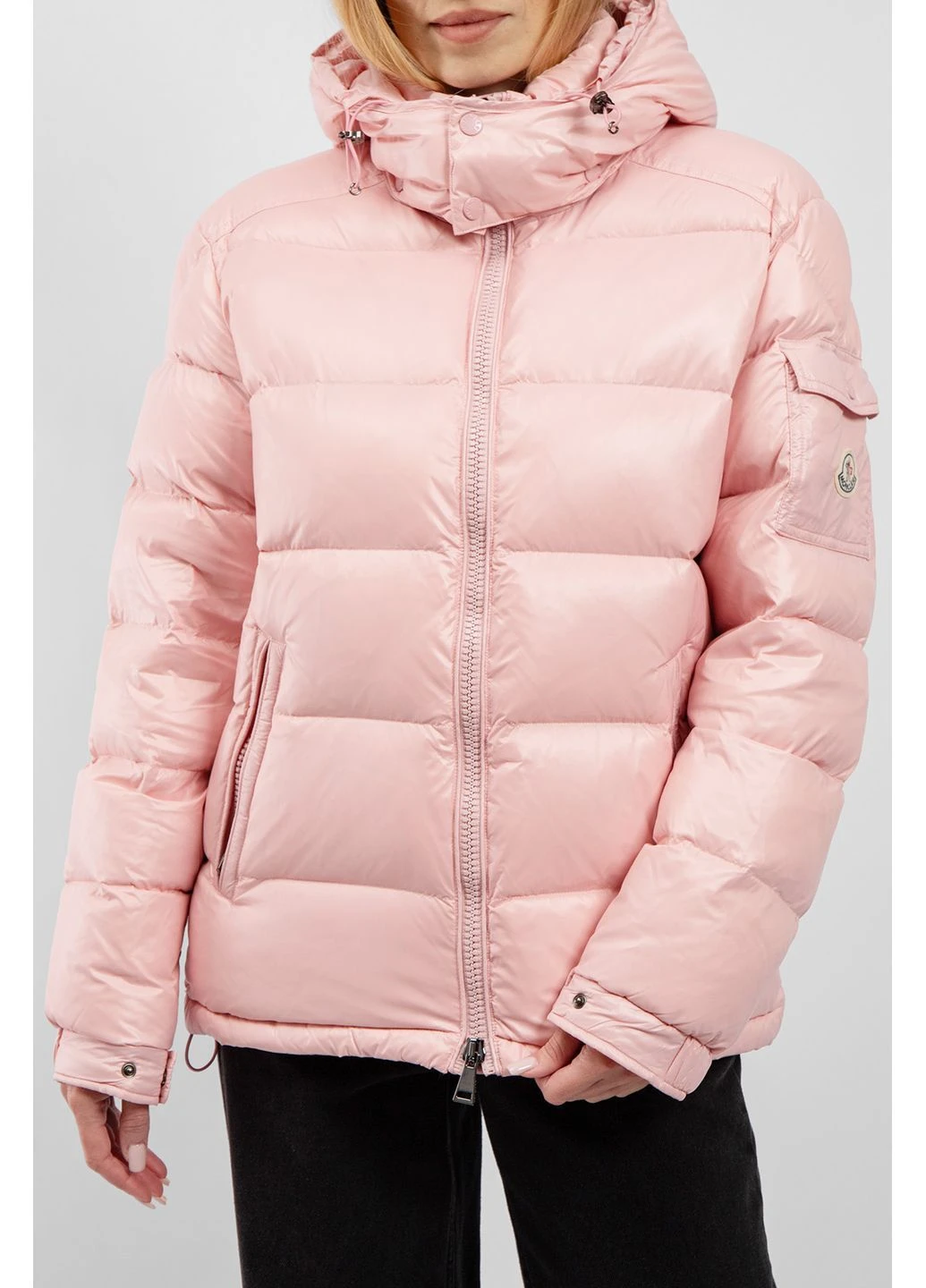 Розовый зимний Пуховик Moncler