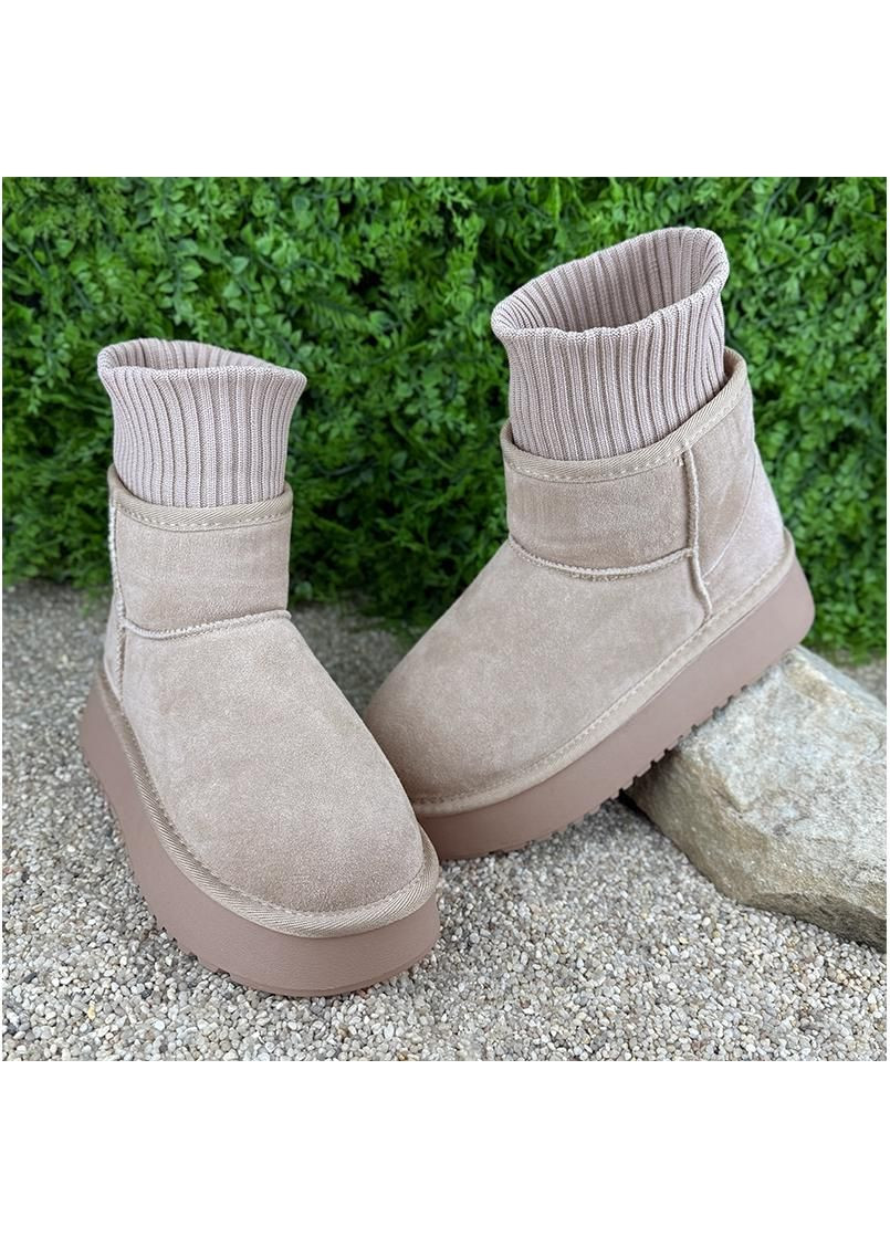 Жiночi уггi замшевi на платформi Е-005012-3-1 Бежевi No Brand (369770089)