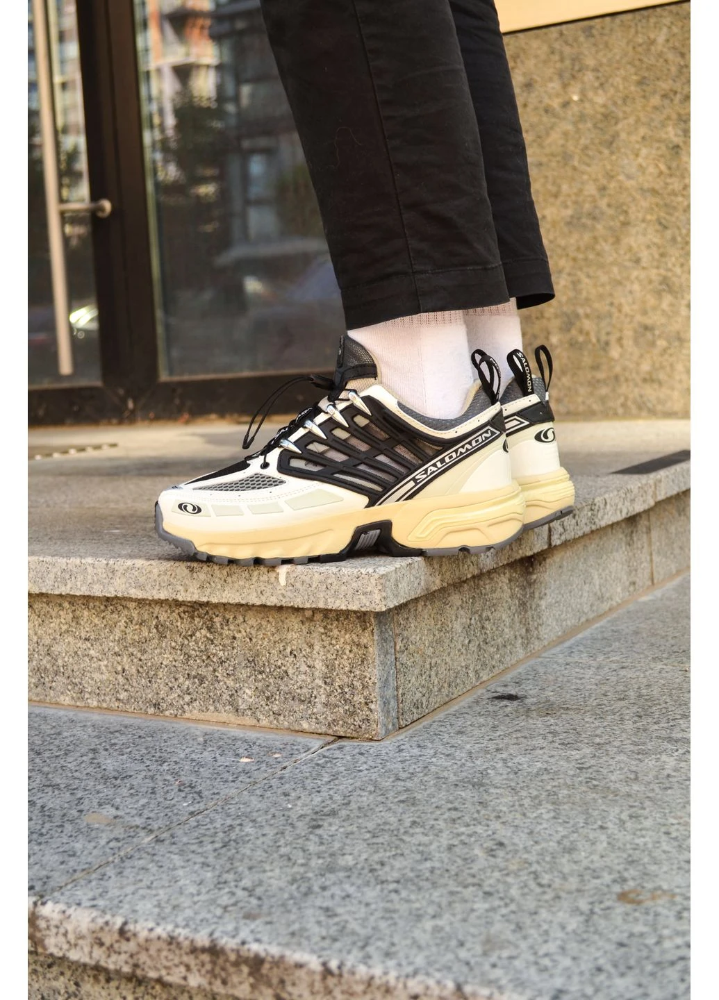 Білі кросівки чоловічі salomon black white саломон білі демісезон No Brand