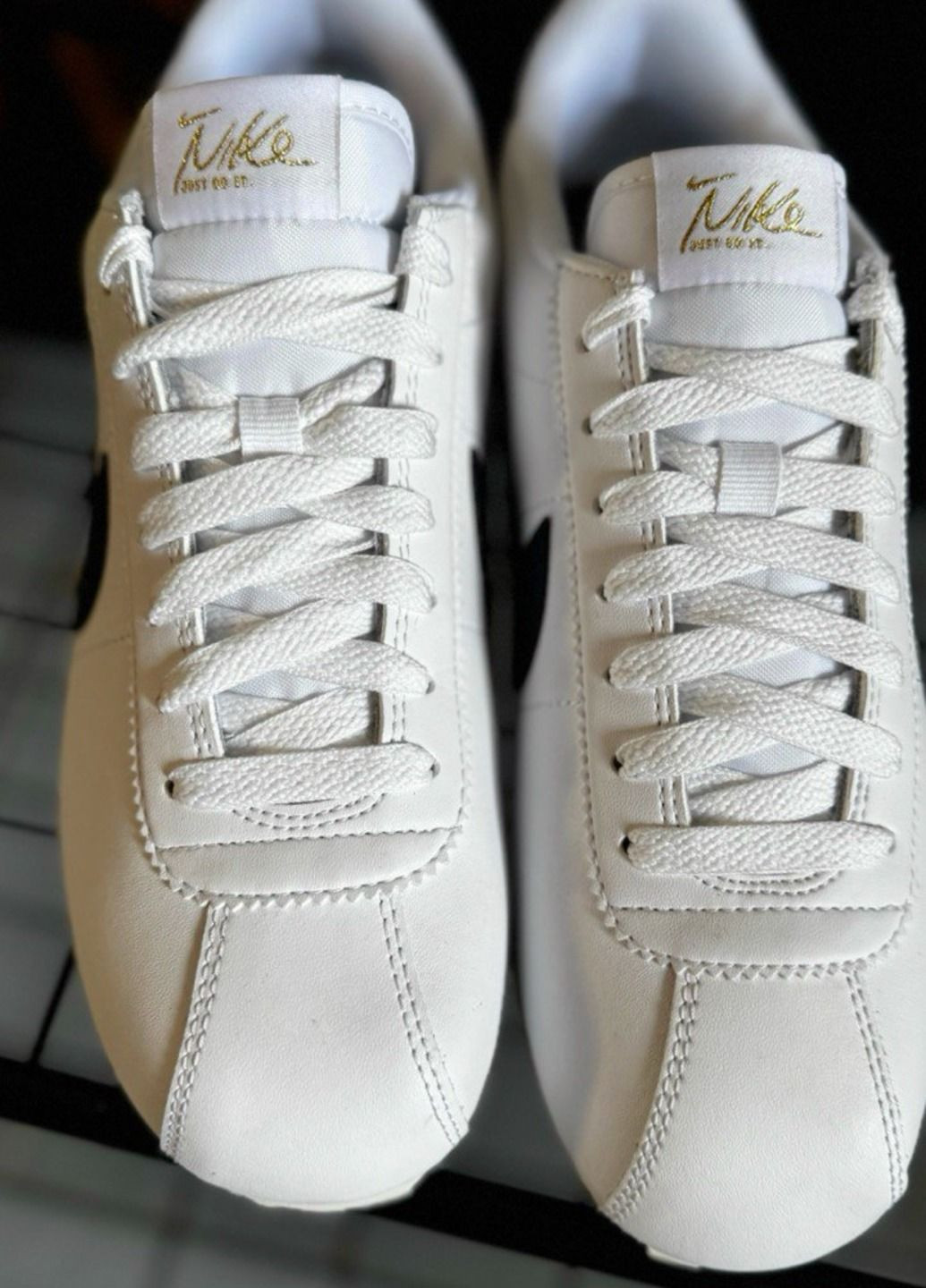 Білі всесезонні кросівки leather olympic Nike Cortez