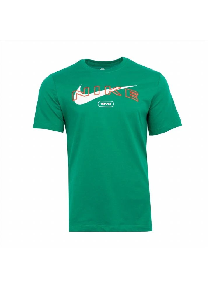 Зеленая футболка club seasonal hbr tee green fv5711-365 Nike