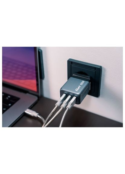 Зарядное устройство для GaN 65 W 3 ports (2xUSB-C-65 W /USB-A -3.0) (32201) Verbatim GaN 65 W 3 ports (2xUSB-C-65 W /USB-A -3.0) (370016973)