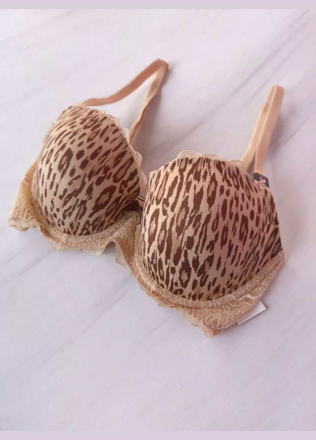Бежевий балконет бюстгальтер жіночий чашка з леопардовим принтом Victoria's Secret з кісточками поліамід