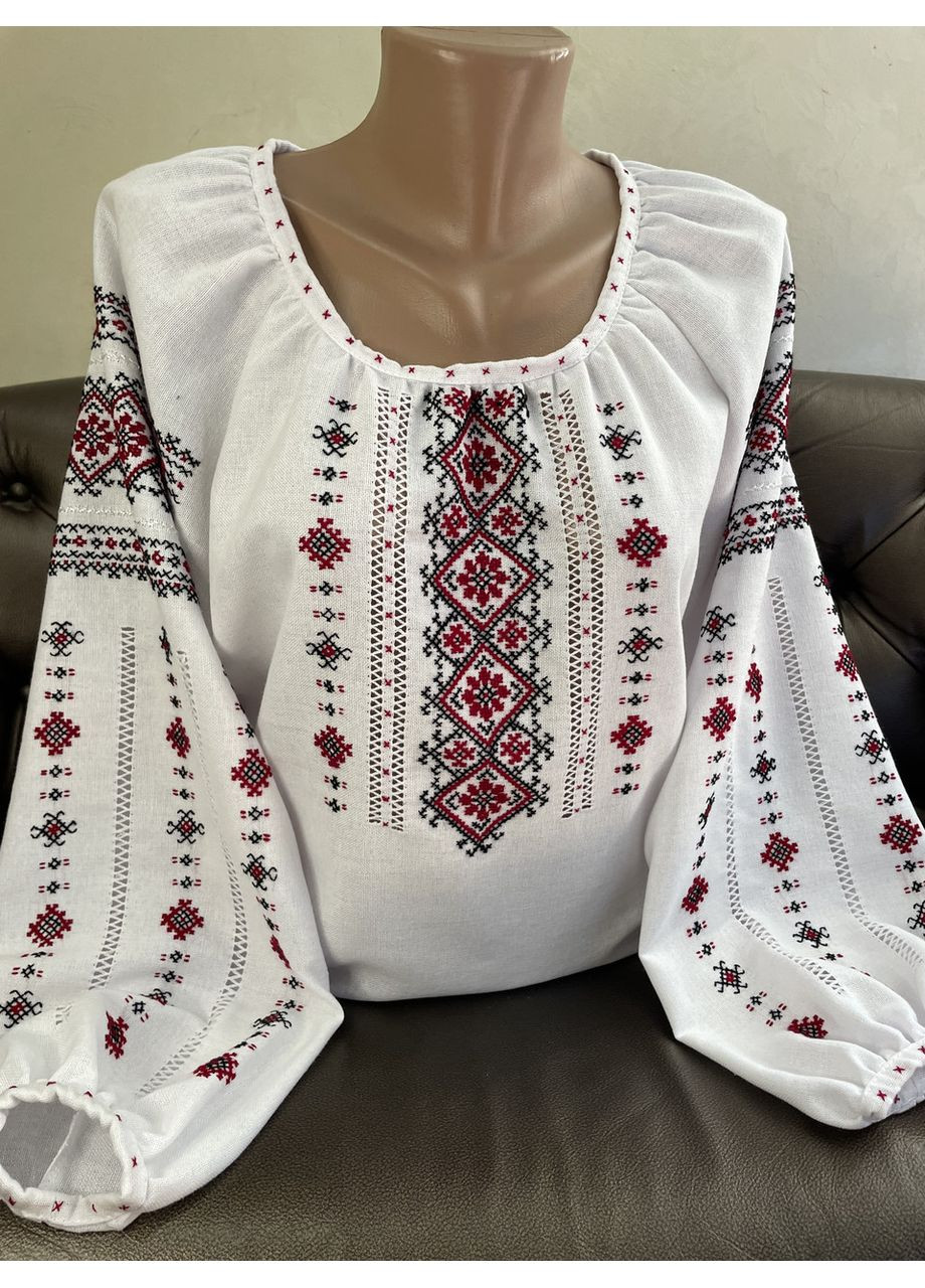 Біла стильна гуцульська вишиванка на білому домотканому полотні ручної роботи ж-2167. l (371907767)