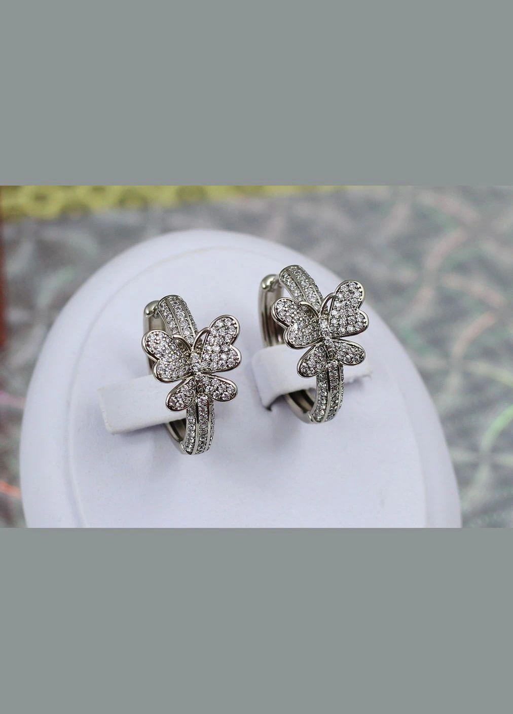 Сережки політ метелика 2.4 см сріблясті Xuping Jewelry (316433348)