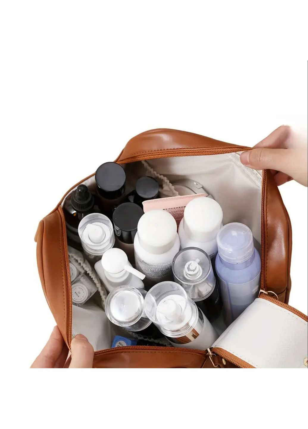 Містка компактна косметичка для косметики зі шкірозамінника чорна No Brand (323201898)