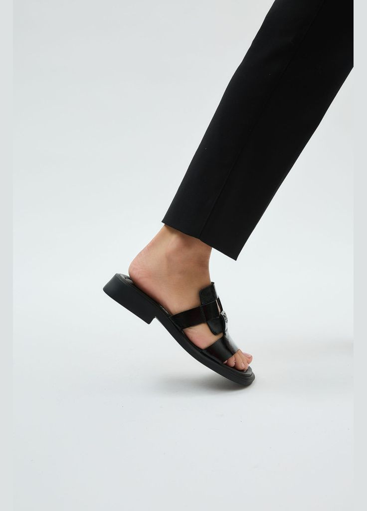 Черные шлепанцы 199899 Lonza