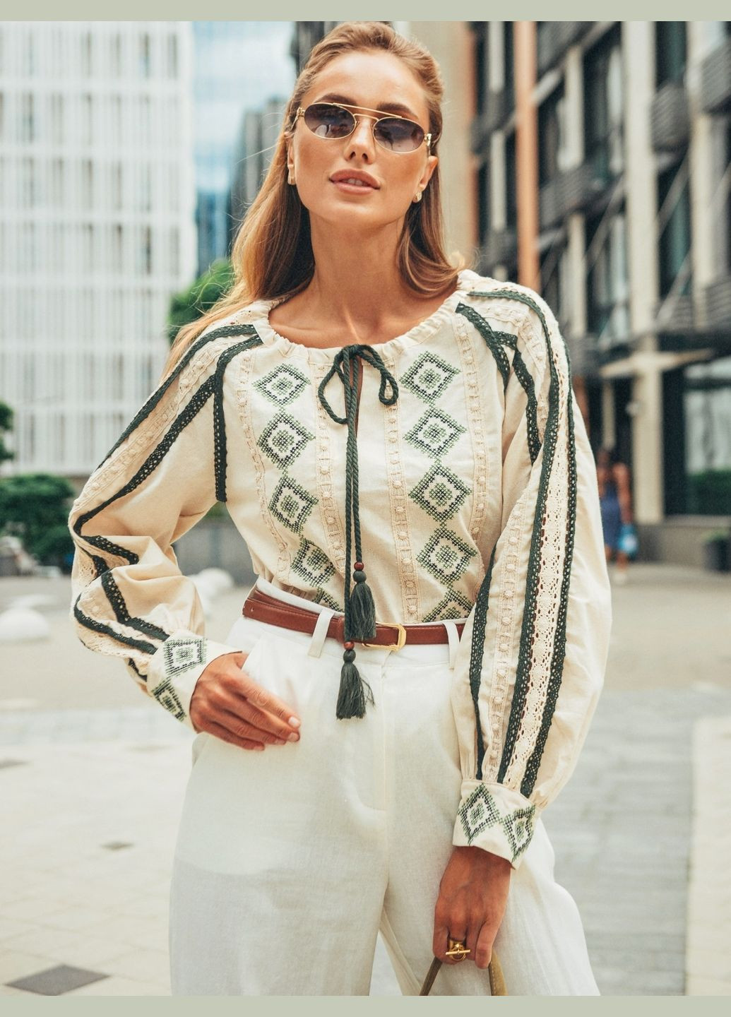 Бежевая рубашка ESQ