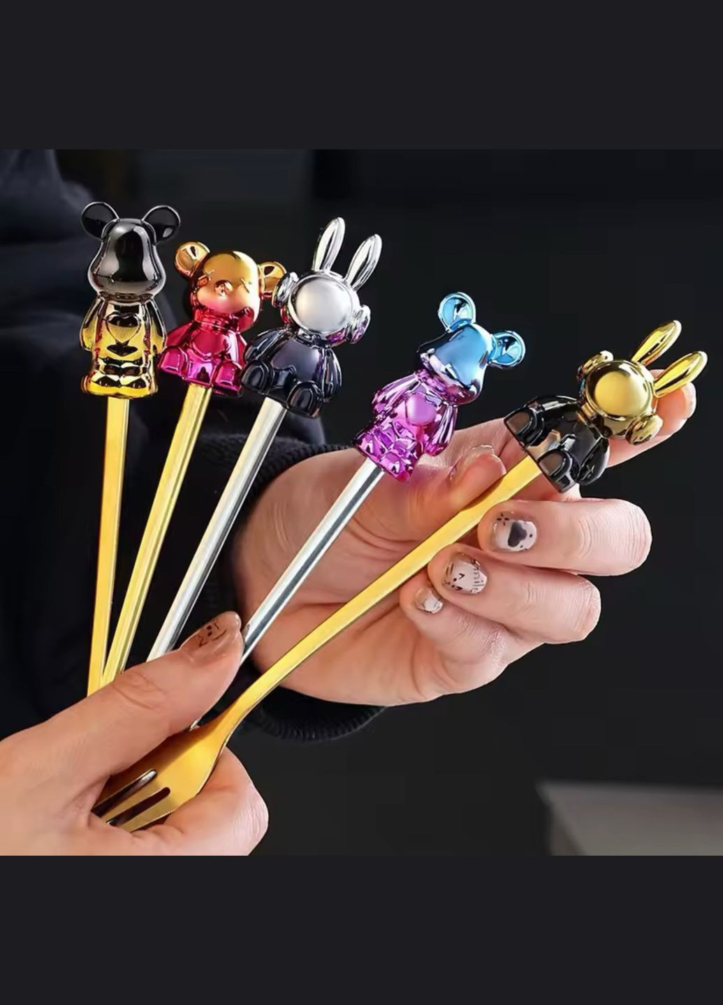 Набор столовых приборов вилка, ложка с декором в виде градиентных медведей с транспортировочным боксом Серебро No Brand (336884612)