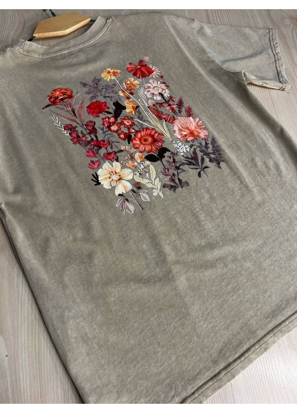 Футболка жіноча A-N 27005 тай-дай варена з квітковим принтом на спині No Brand - (335759115)