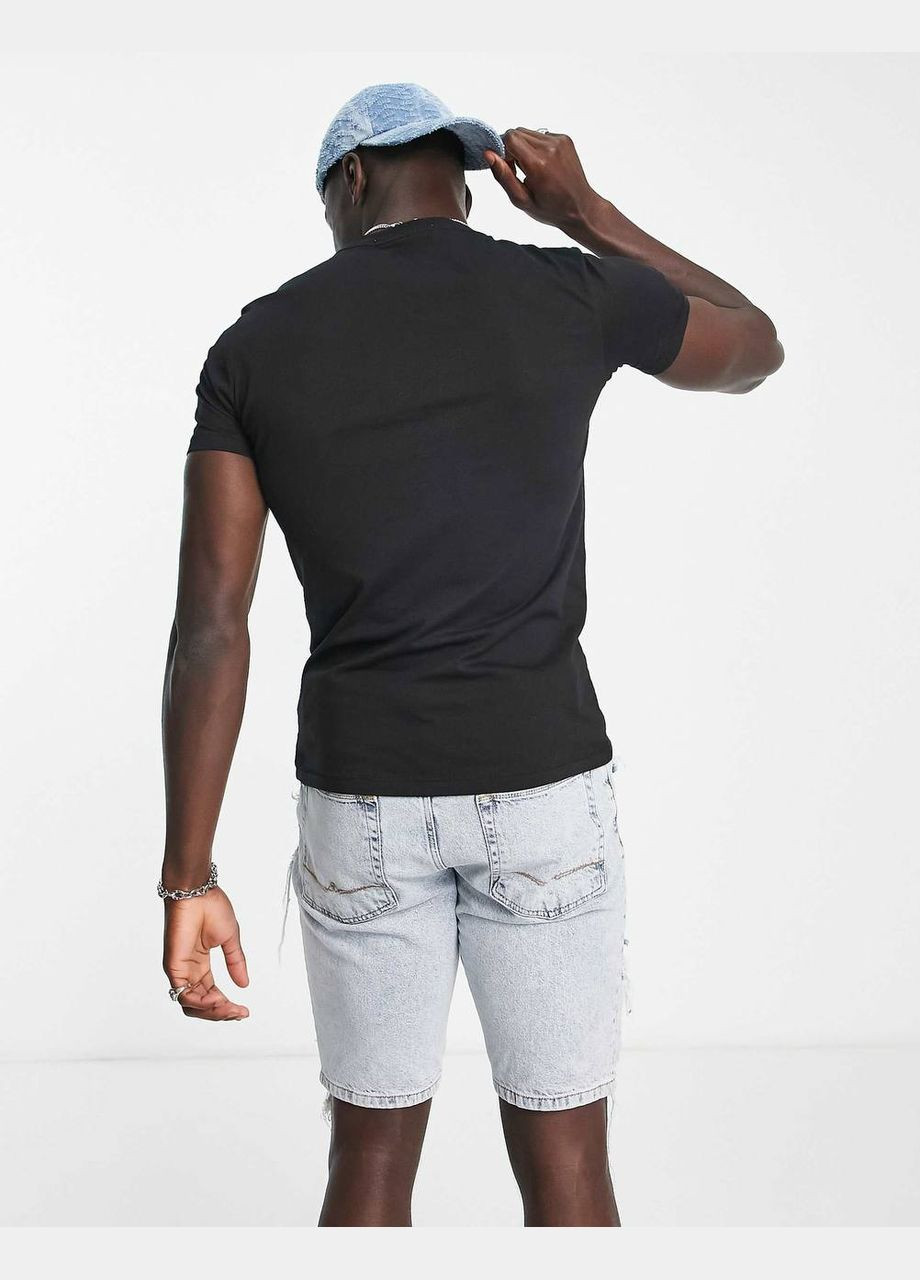 Чорна чоловіча футболка чорна з передньою маленькою нашивкою No Brand