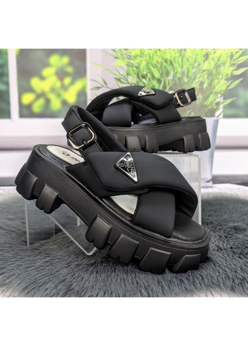 Черные босоножки подростковые для девочки Jong Golf