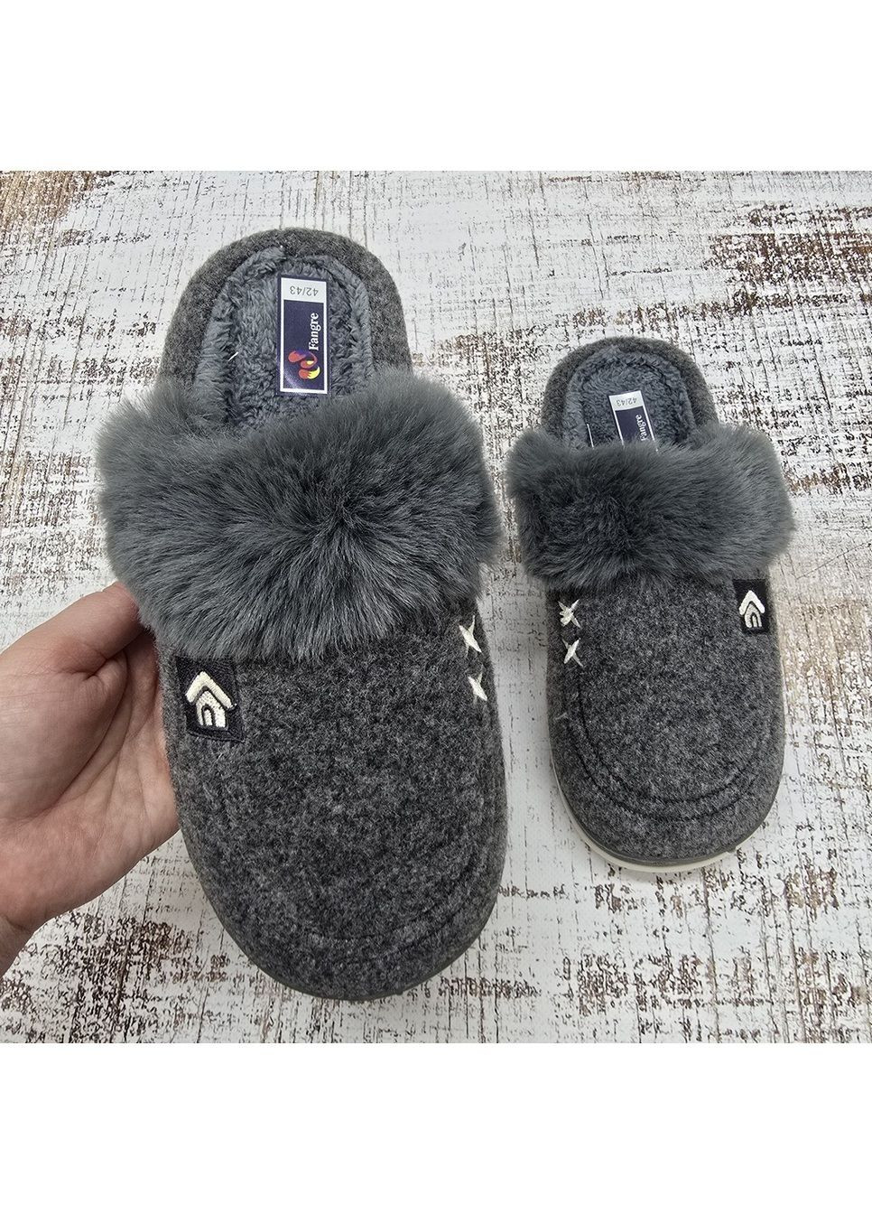 Серые тапочки мужские домашние fangre черные теплые с закрытым носком и меховой опушкой Fashion
