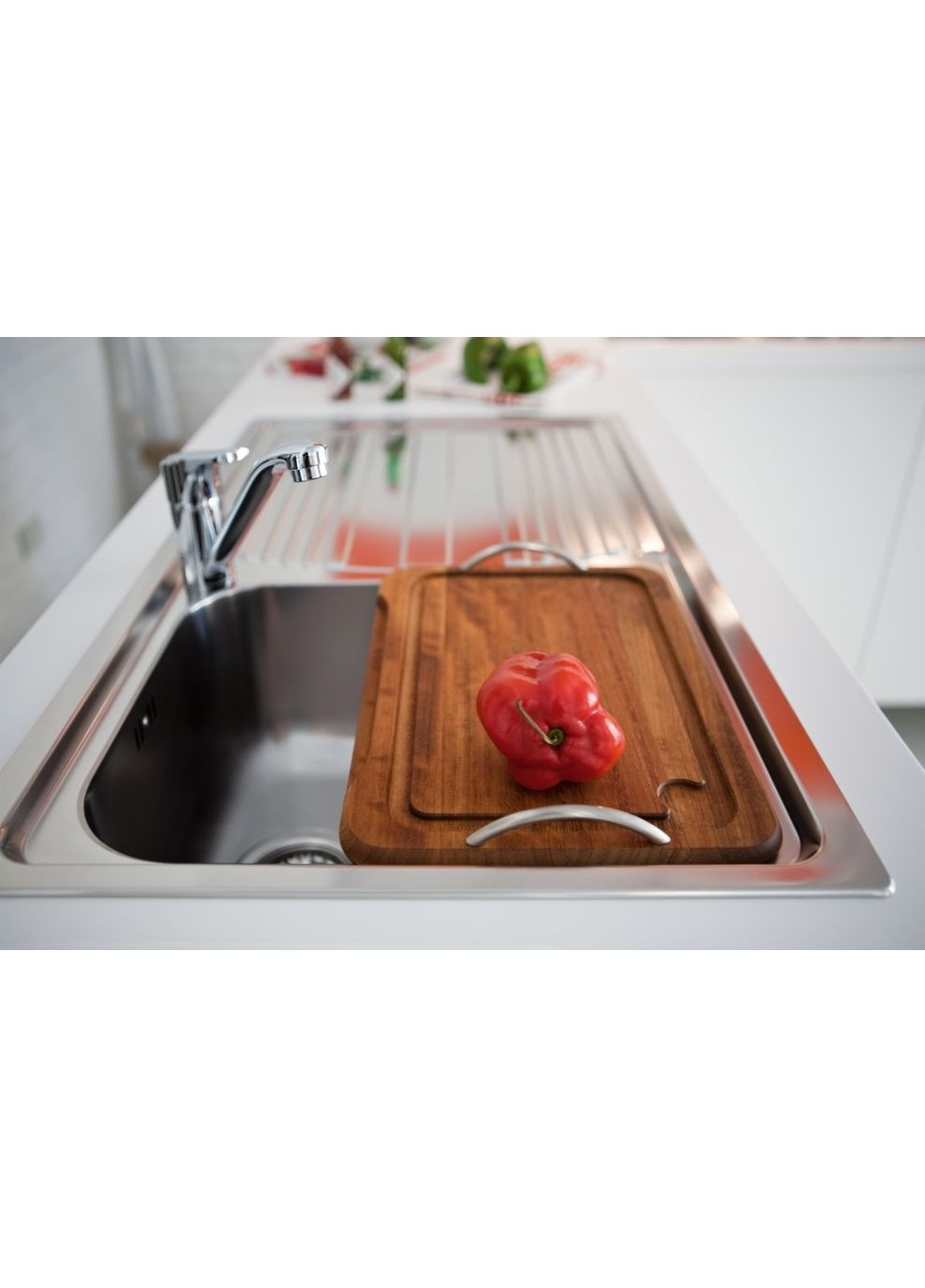 Кухонна мийка Logica Line, нержав. сталь полірована, прямок. з крилом,790х500х195 мм, чаша- 1накладна, LLX 611-79, хром FRANKE (360397358)