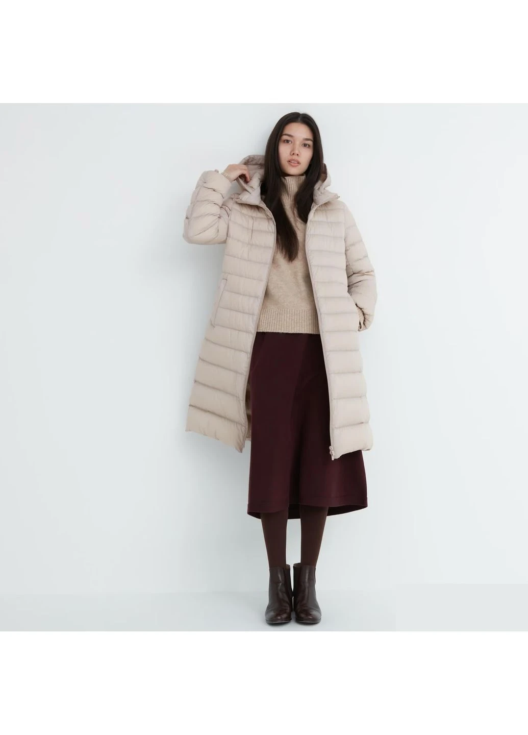 Бежеве Пальто Ultra Light (460917) Uniqlo